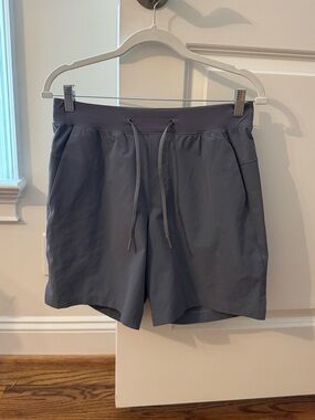 lululemon athletica Men's Slate Gray Athletic Drawstring Shorts